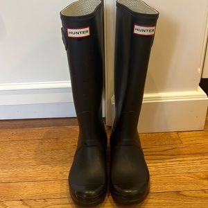 Hunter tall black rain boots